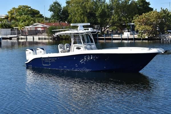 HydraSport 3400 CC Fishing Boat Review