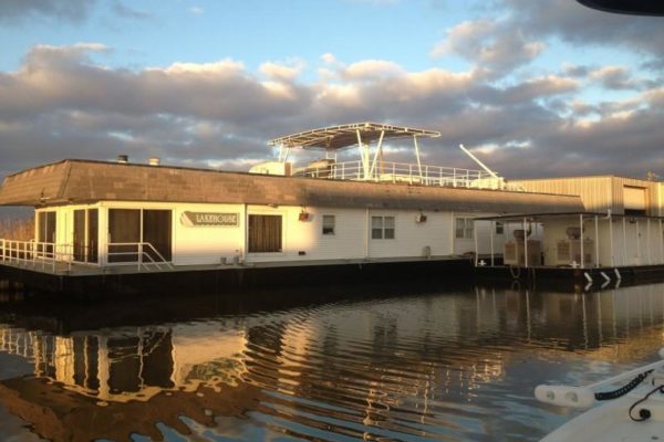 myacht houseboat website