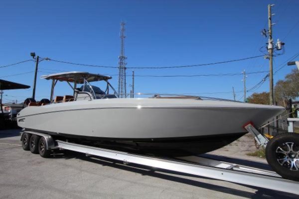 2001 Predator 35 Sports Fishing Boat