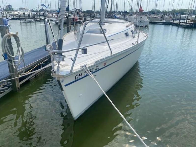 1991 hunter 28 sailboat