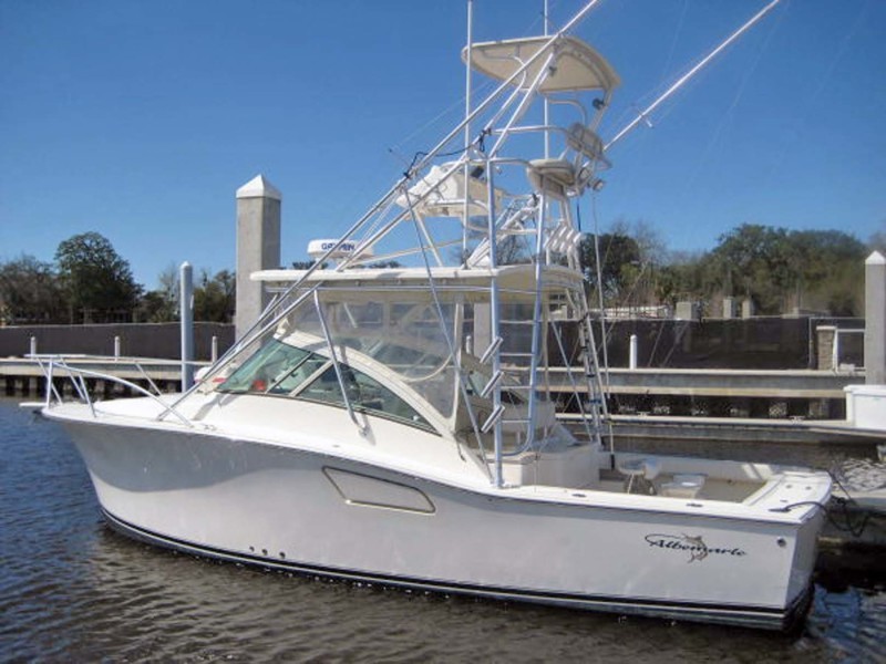 34' 2004 Albemarle 32 Express